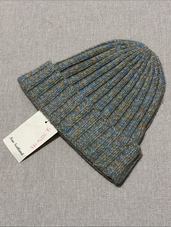 New scottland Accessories - NWT New Scotland  Superfine Geelong Lambswool Hat-Unisex -Multi Color